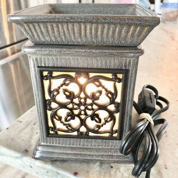 Scentsy Warmer, Jane, Full Size, Grey, Retired - Picture 3 of 16